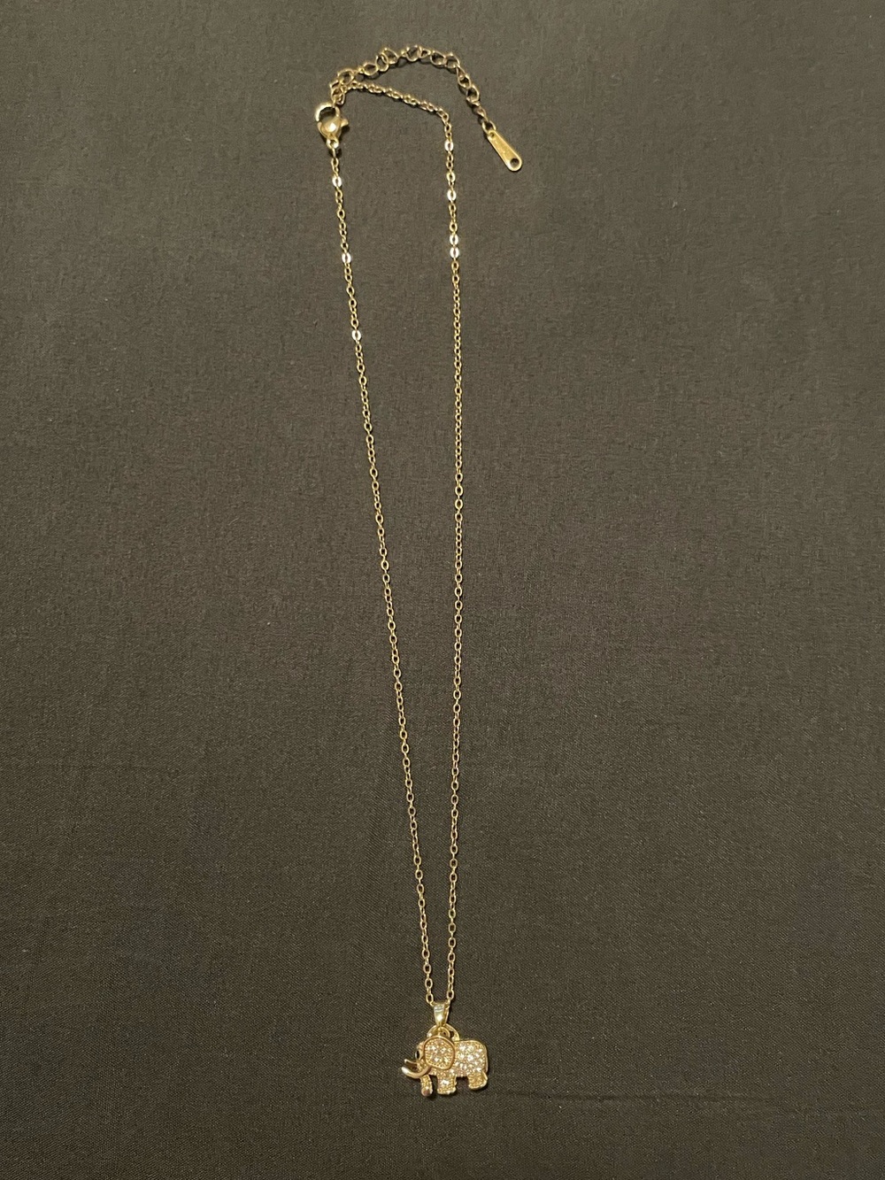 New - 14k gold plated stainless steel necklace - Elephant